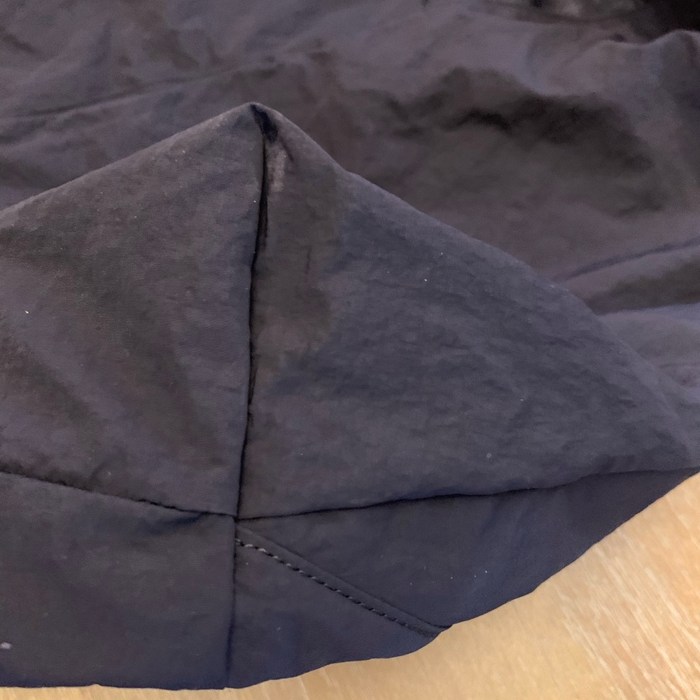 Lululemon Athletica Black Bag with Sporty Elegance - Picture 7 of 12